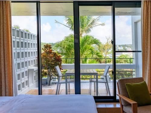 Deluxe Room with Mountain View - Non-Smoking