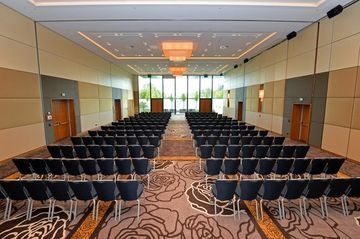 Hilton Danube Waterfront2