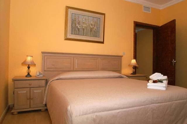 SUITE CAPACITY 1 ONE BEDROOM