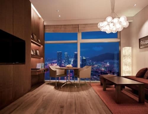 Executive Marina Suite