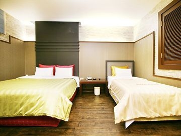 Hotel River4
