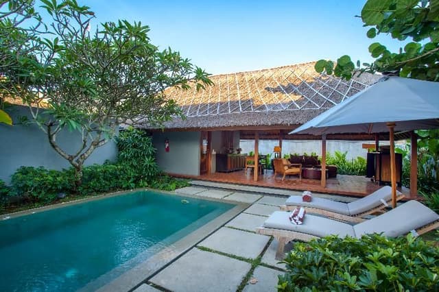 VILLA POOL VIEW TWO BEDROOMS