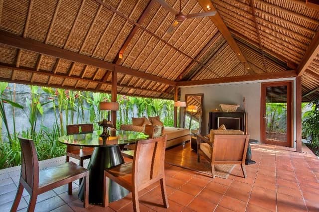 VILLA POOL VIEW TWO BEDROOMS