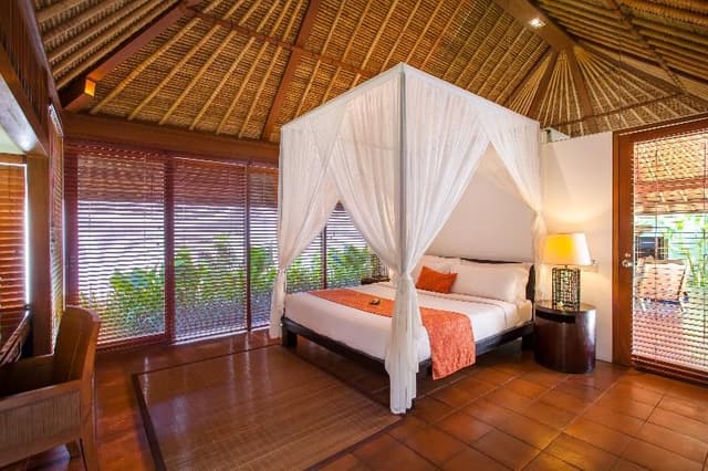 VILLA POOL VIEW TWO BEDROOMS