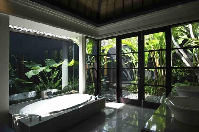VILLA THREE BEDROOMS
