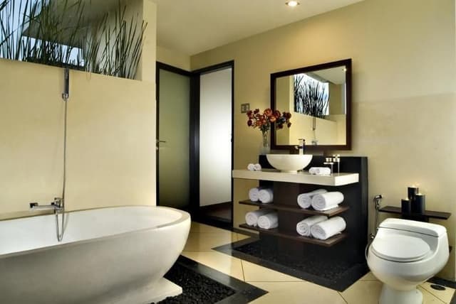VILLA THREE BEDROOMS