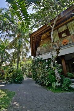 โรงแรมตามาน ฮารุม คอทเทจส์ โรงแรมตามาน ฮารุม คอทเทจส์