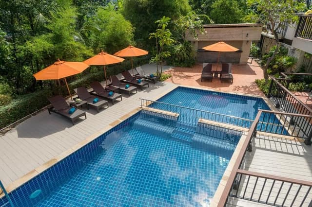 Superior Double or Twin Room with Pool View