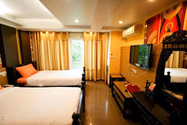 Deluxe Double or Twin Room