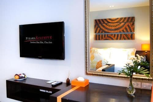 Suite with pool access