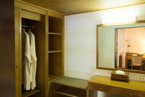 Suite with Pool View