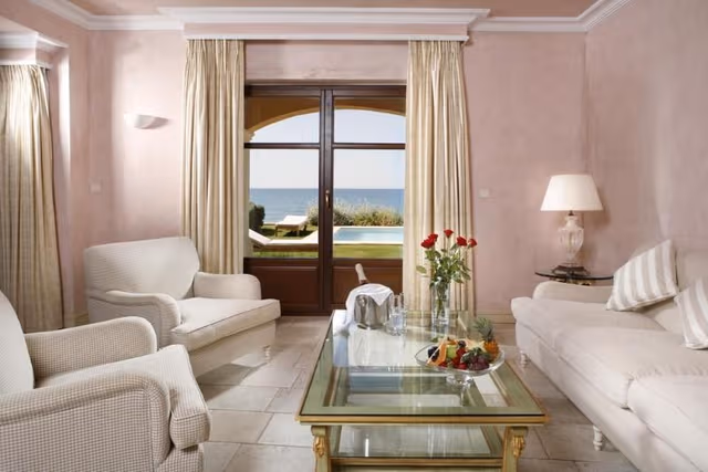 VILLA DELUXE WITH PRIVATE POOL