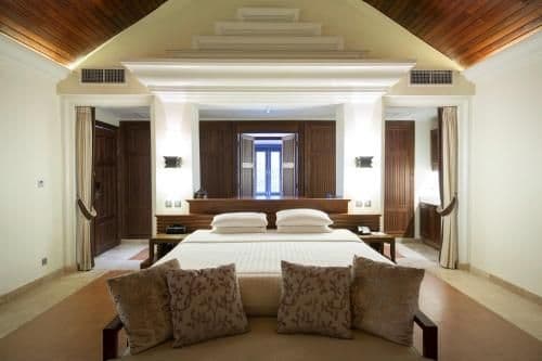 Superior Pool Bungalow