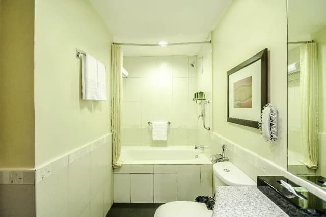 SUITE EXECUTIVE