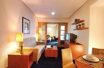 Greenhills Elan Hotel Modern3