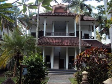 PURI SARON SENGGIGI0