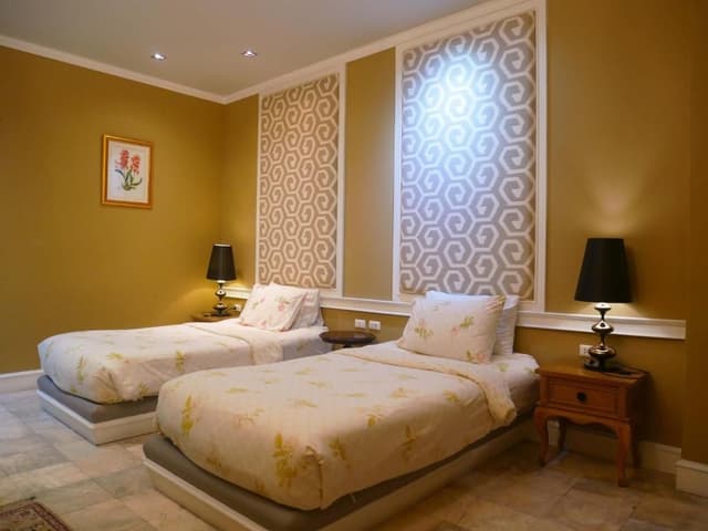Grand Deluxe Twin Room