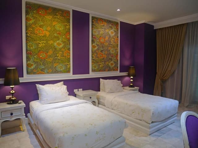 Grand Deluxe Twin Room