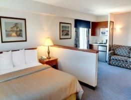 Days Inn and Suites - Niagara Falls Centre St. By0