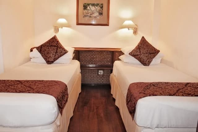 Double or Twin TWO BEDROOMS