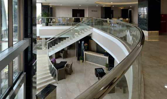 โรงแรมคาลิฟอร์เนีย บันดุง โรงแรมคาลิฟอร์เนีย บันดุง