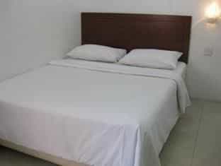 Rose Cottage Hotel - Taman Perling JB Rose Cottage Hotel - Taman Perling JB