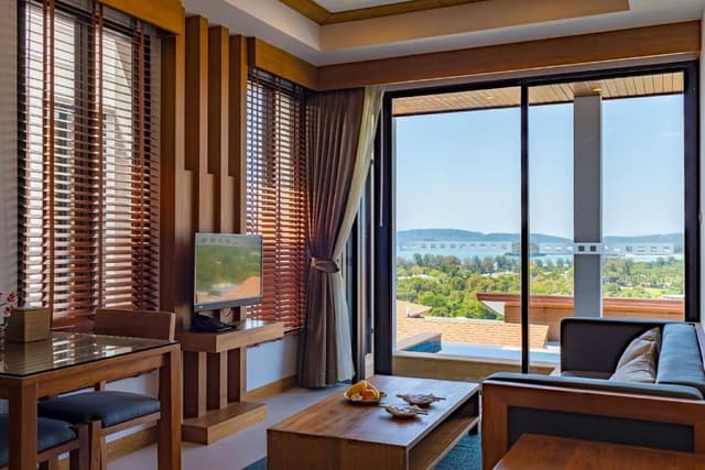 Family Room with Sea View