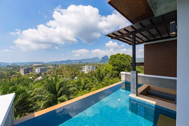 Family Room with Sea View