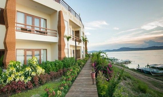 Aye Yar River View Resort0