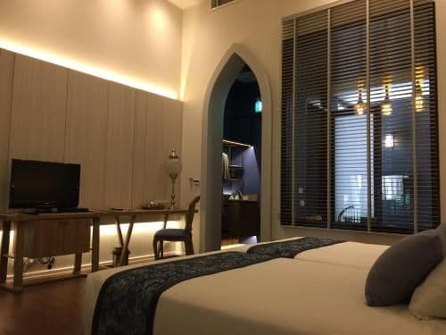 Twin Room with Courtyard View