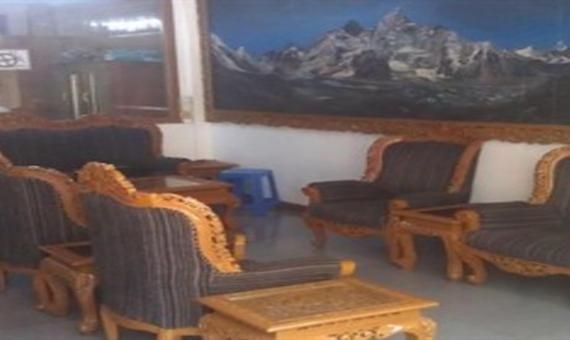 Everest Hotel2