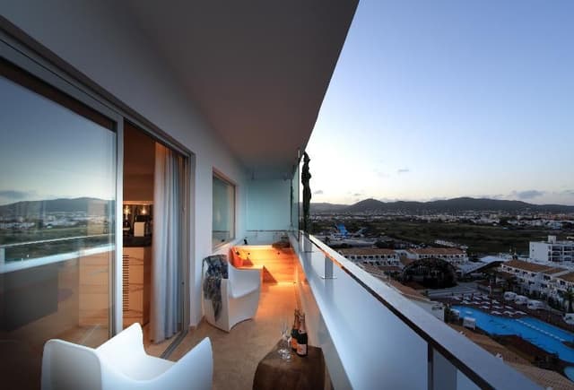 SUITE STANDARD