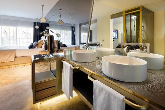 SUITE STANDARD