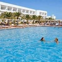 Grand Palladium Palace Ibiza Resort Spa3