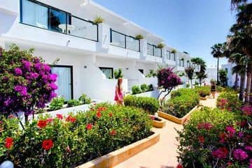 Thb Flora Apartments Thb Flora Apartments