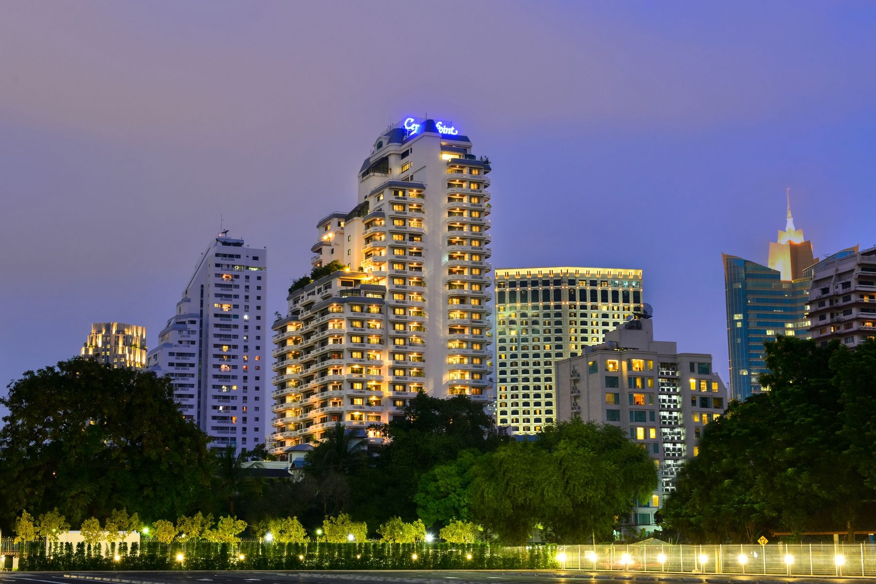 โรงแรมเซ็นเตอร์พอยท์ สุขุมวิท 10 (Centre Point Sukhumvit 10 Hotel)0