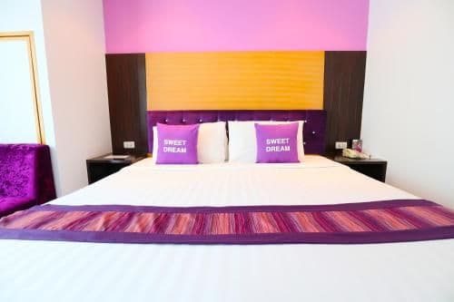 Deluxe Double Room with Bathtub