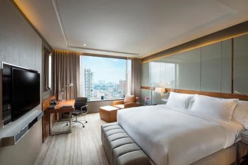King Executive Suite