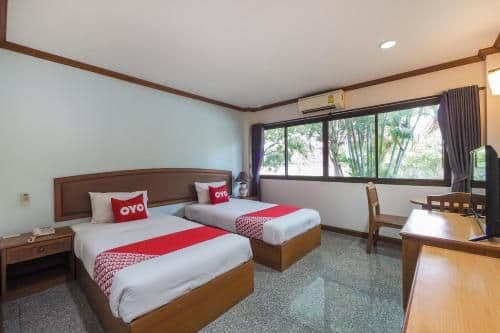 Standard Twin Room