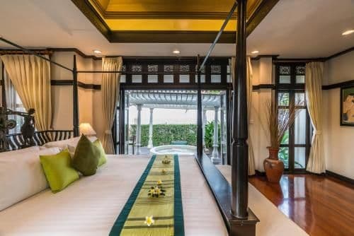 One-Bedroom Villa with Pool view