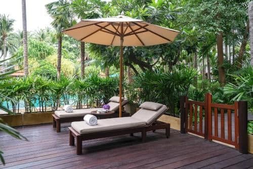 Villa with Garden View