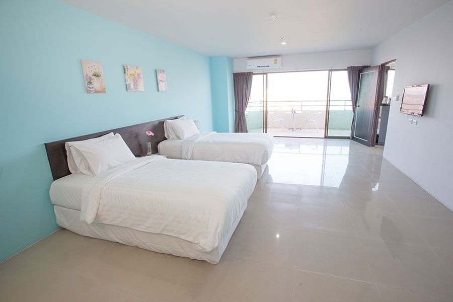 อาร์ คอน วงศ์อมาตย์ สวีท (R-Con Wong Amat Suite)2
