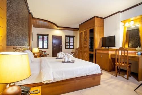 Deluxe Double or Twin Room