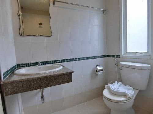 Classic Double Room with Window