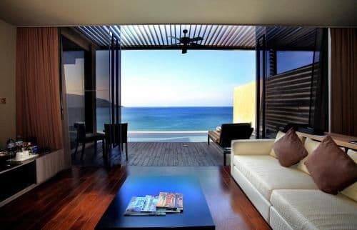 Deluxe Private Pool Suite
