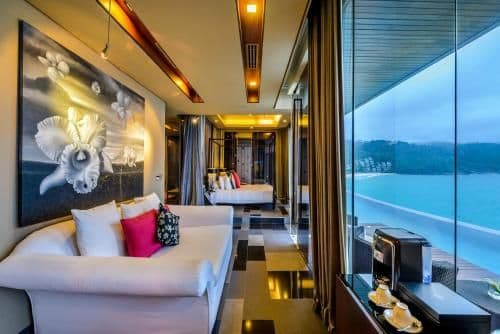 Honeymoon Private Pool Suite