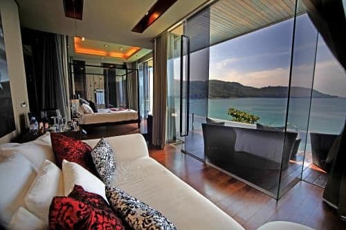 Honeymoon Private Pool Suite
