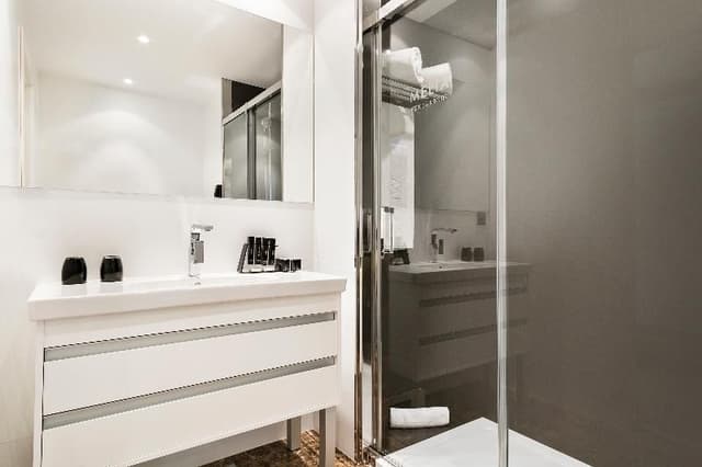 DOUBLE PREMIUM SEA VIEW