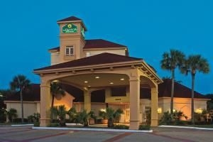 La Quinta Inn & Suites Jacksonville Butler4