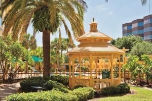 La Quinta Inn & Suites Jacksonville Butler1